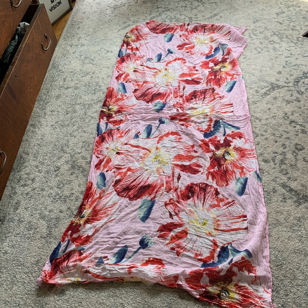 Pink Floral Rectangular Scarf - Picture 2 of 3
